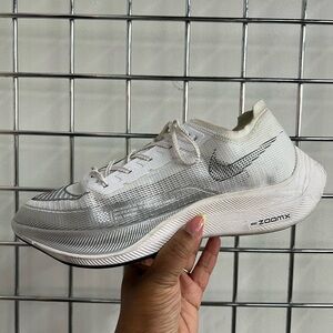 Nike ZoomX Vaporfly Next% 2 White Metallic Silver CU4111-100 Mens size 11